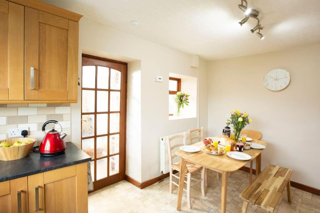 Hillside Cottage, Countryside Views Near Llangollen Corwen Exterior photo